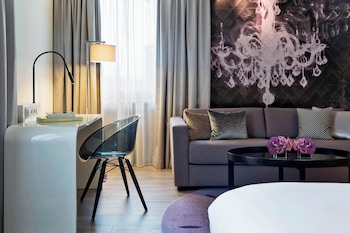Junior Suite, 1 King Bed