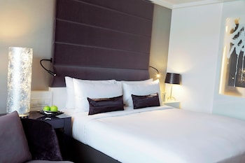 Premium Room, 1 King Bed