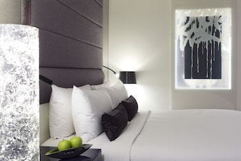 Classic Room, 1 King Bed