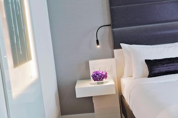 Premium Room, 1 King Bed