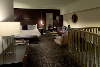 Suite (Imperial)