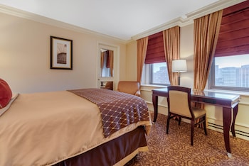 Deluxe Room, 1 Queen Bed