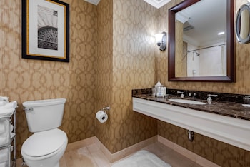 Deluxe Room, 1 King Bed