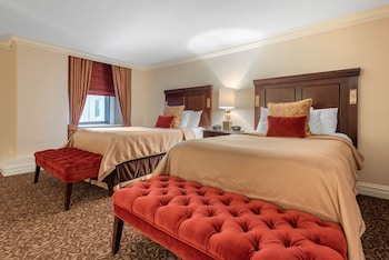 Deluxe Room, 2 Double Beds, Accessible (Roll in Shower)