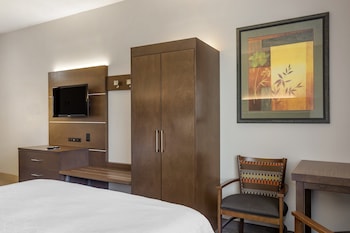 Standard Room, 2 Queen Beds