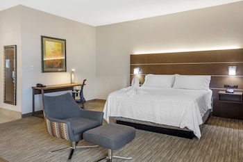 Suite, 1 King Bed, Accessible, Jetted Tub (Communications)