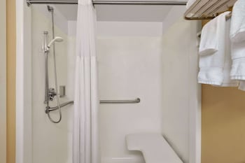 Room, 2 Double Beds, Accessible, Non Smoking (Mobility)