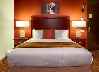 Room, 1 King Bed, Accessible, Bathtub (Mobility & Hearing)