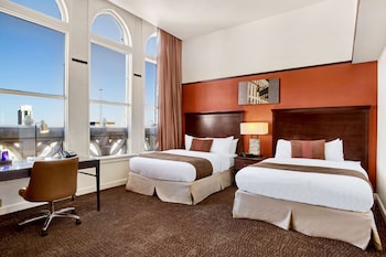 Room, 2 Double Beds (Alamo View)