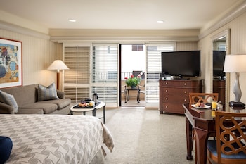 Room, 1 King Bed, Balcony (Cannery Row)