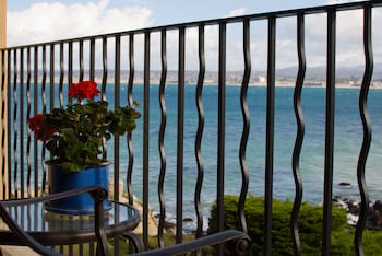 Room, 1 King Bed, Balcony, Harbor View (Ocean)