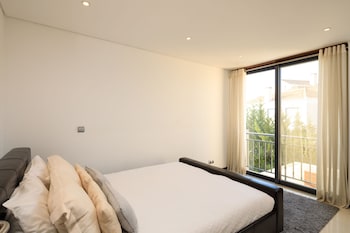 Deluxe Townhome, 3 Bedrooms, Private Pool