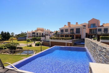Deluxe Townhome, 3 Bedrooms, Private Pool