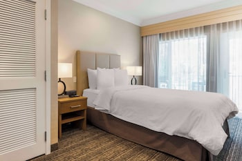 Suite, 2 Queen Beds, Non Smoking, Kitchen (Full Kitchen)