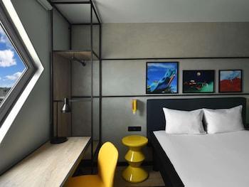 Room, 1 Double Bed