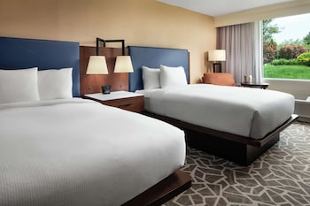 Room, 2 Queen Beds, Non Smoking