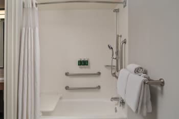 Room, 2 Queen Beds, Accessible (Hearing)