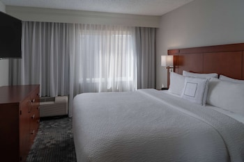 Superior Suite, 1 King Bed (One Bedroom)