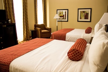 Standard Room, 2 Queen Beds, Accessible, Bathtub