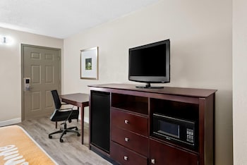 Room, 1 King Bed, Accessible, Non Smoking (Mobility/Hearing)