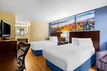 Standard Double Room, 2 Double Beds, Smoking