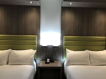 Standard Double Room, 2 Double Beds, Non Smoking