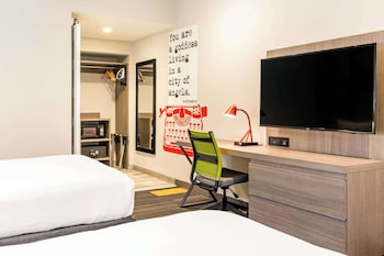 Standard Double Room, 2 Double Beds, Non Smoking
