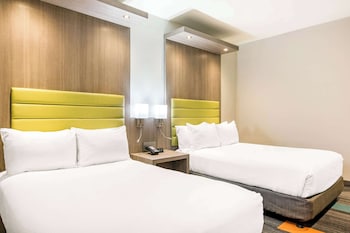 Standard Double Room, 2 Double Beds, Non Smoking