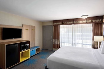 Studio Suite, 1 King Bed, Non Smoking