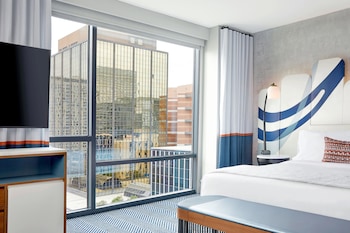 Executive Room, 1 King Bed with Sofa bed