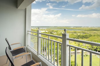 Room, 2 Queen Beds, Balcony, Resort View (Tower)