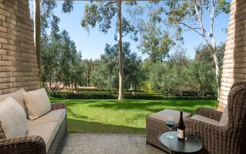 Premium Room (Golf or Spa View)