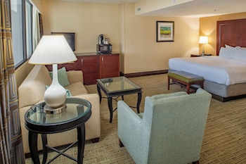 Junior Room, 1 King Bed