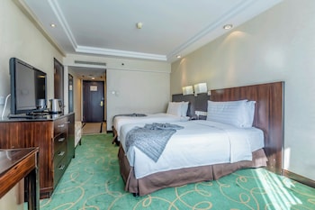 Deluxe Twin Beds Room