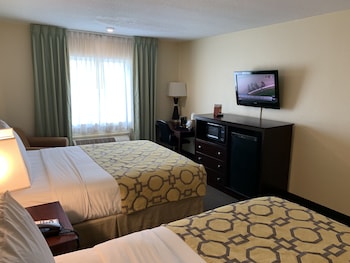 Room, 2 Queen Beds, Accessible, Non Smoking (Mobility Accessible)