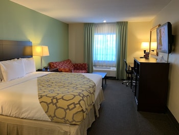 Deluxe Room, 1 King Bed, Non Smoking (Upgraded)