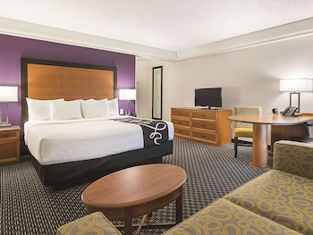 Deluxe Room, 1 King Bed, Non Smoking