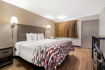 Superior Room, 1 King Bed, Accessible (Smoke Free)