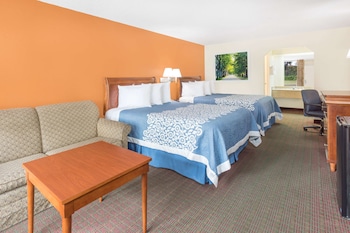 Standard Room, 2 Queen Beds, Smoking