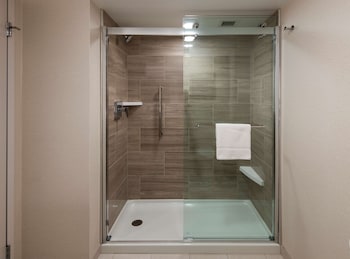 Studio Suite, 1 King Bed, Corner