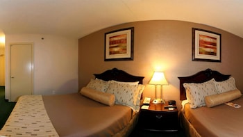 Standard Room, 2 Double Beds, Accessible, Non Smoking (Accessible)