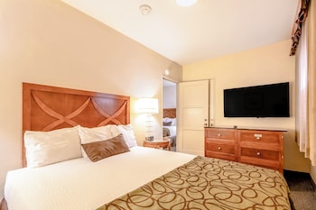 Executive Suite-Non-Smoking