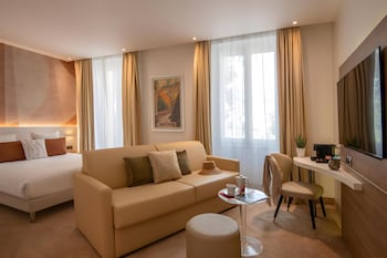 Junior Suite, Multiple Beds, Non Smoking, Mountain View (with Sofabed)