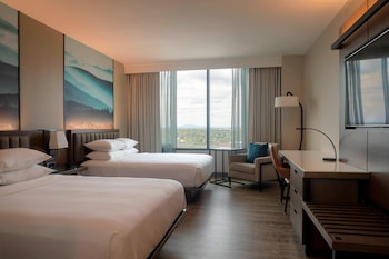 Room, 2 Queen Beds (Mobility/Hearing Accessible, Tub)