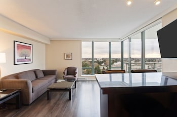 Executive Penthouse