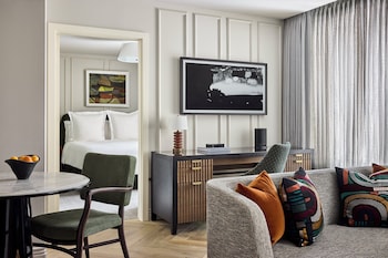 One Bedroom Courtyard View Suite