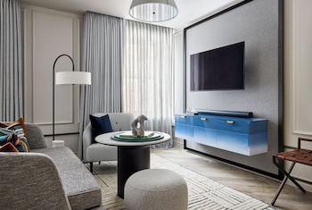 One Bedroom Courtyard View Suite