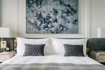 Rosewood Suite