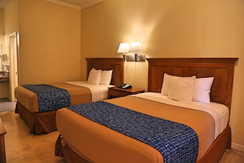 Standard Room, 2 Queen Beds