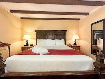 Executive Suite, 1 Bedroom, Balcony, River View